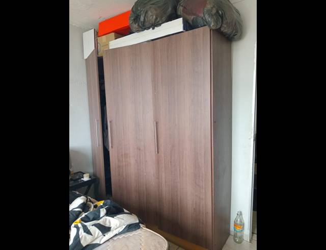 3 BEDROOM APARTMENT FOR SALE IN SUNNYSIDE